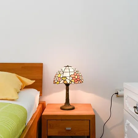 アパート Comfortable Near Old Town ザダル