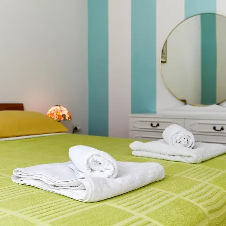 Comfortable Near Old Town *