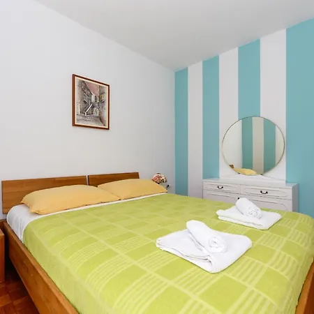 Comfortable Near Old Town *